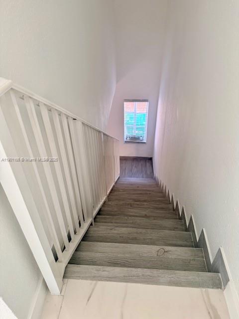 GARDENGATE TOWNHOMES I CO - Residential Lease