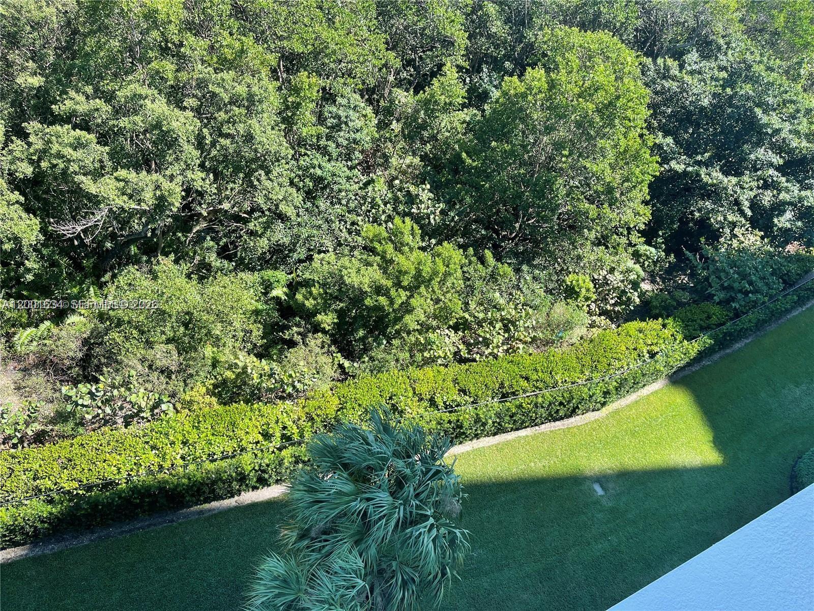 THE OAKS I CONDO - Residential Lease