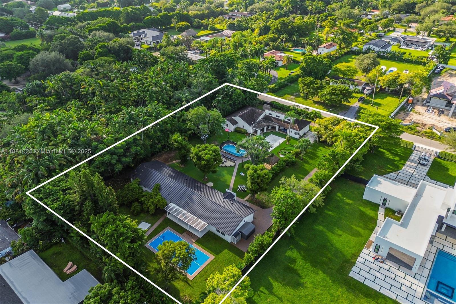 SO MIAMI GDN HEIGHTS - Residential