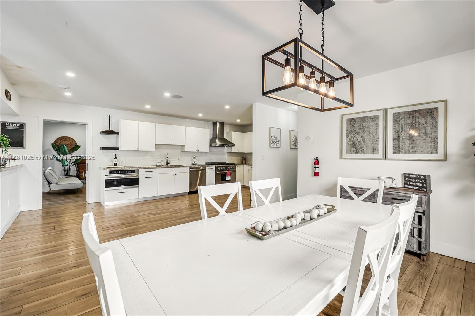 SO MIAMI GDN HEIGHTS - Residential