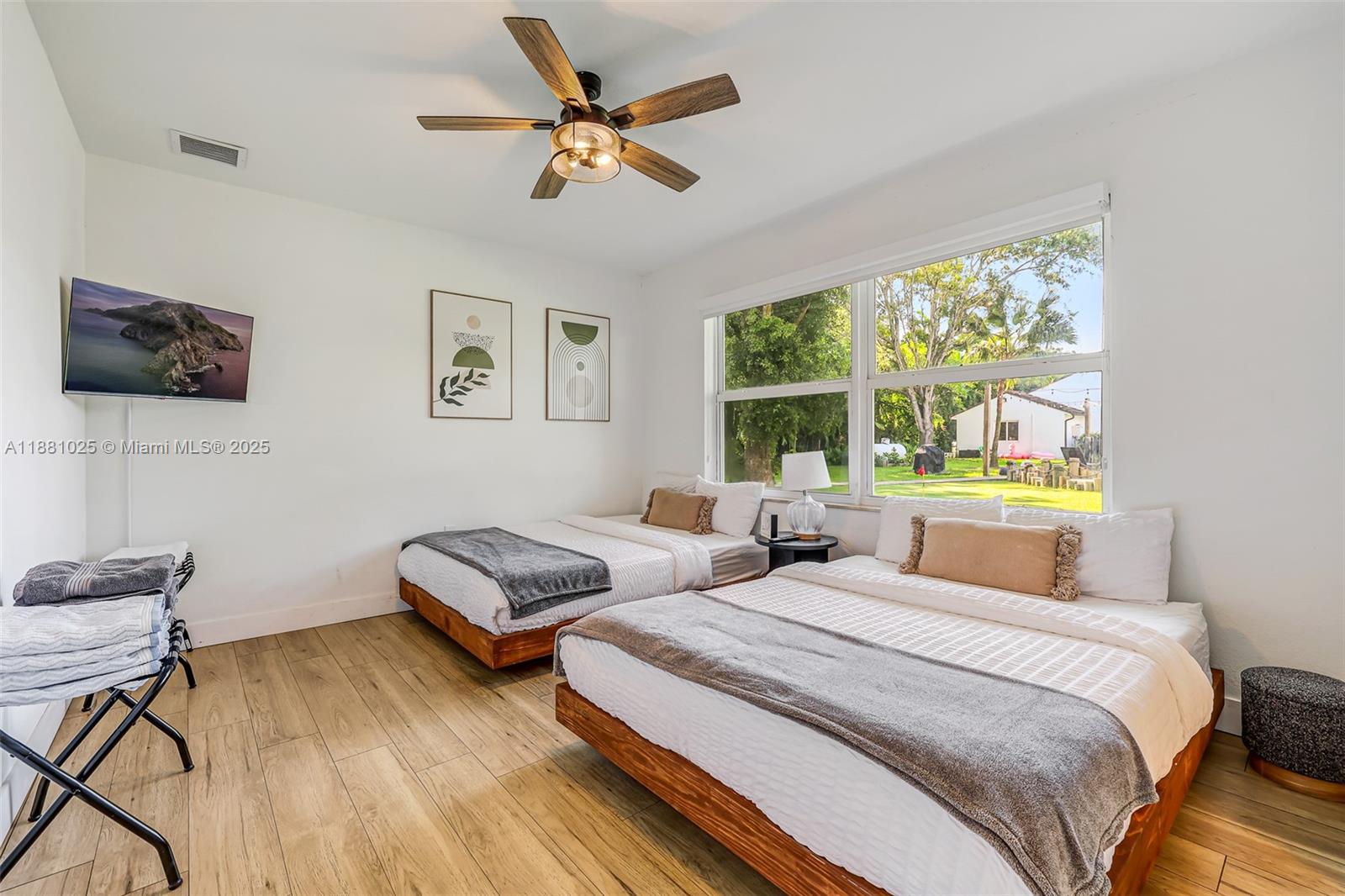 SO MIAMI GDN HEIGHTS - Residential