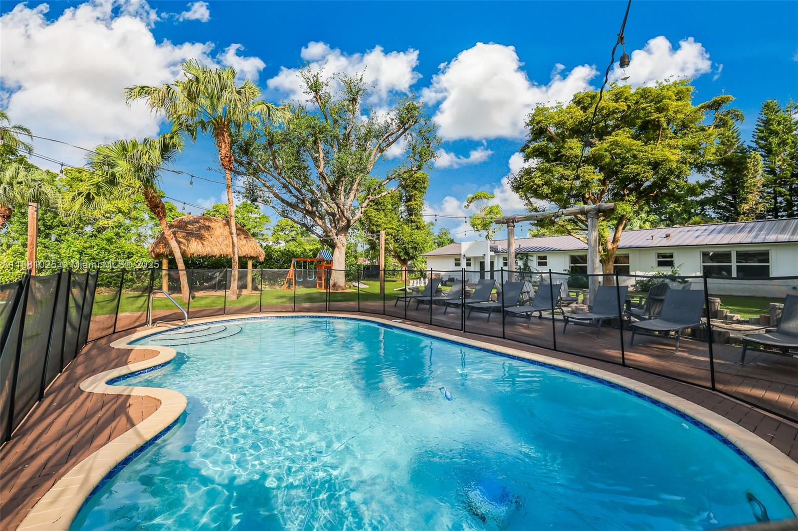 SO MIAMI GDN HEIGHTS - Residential