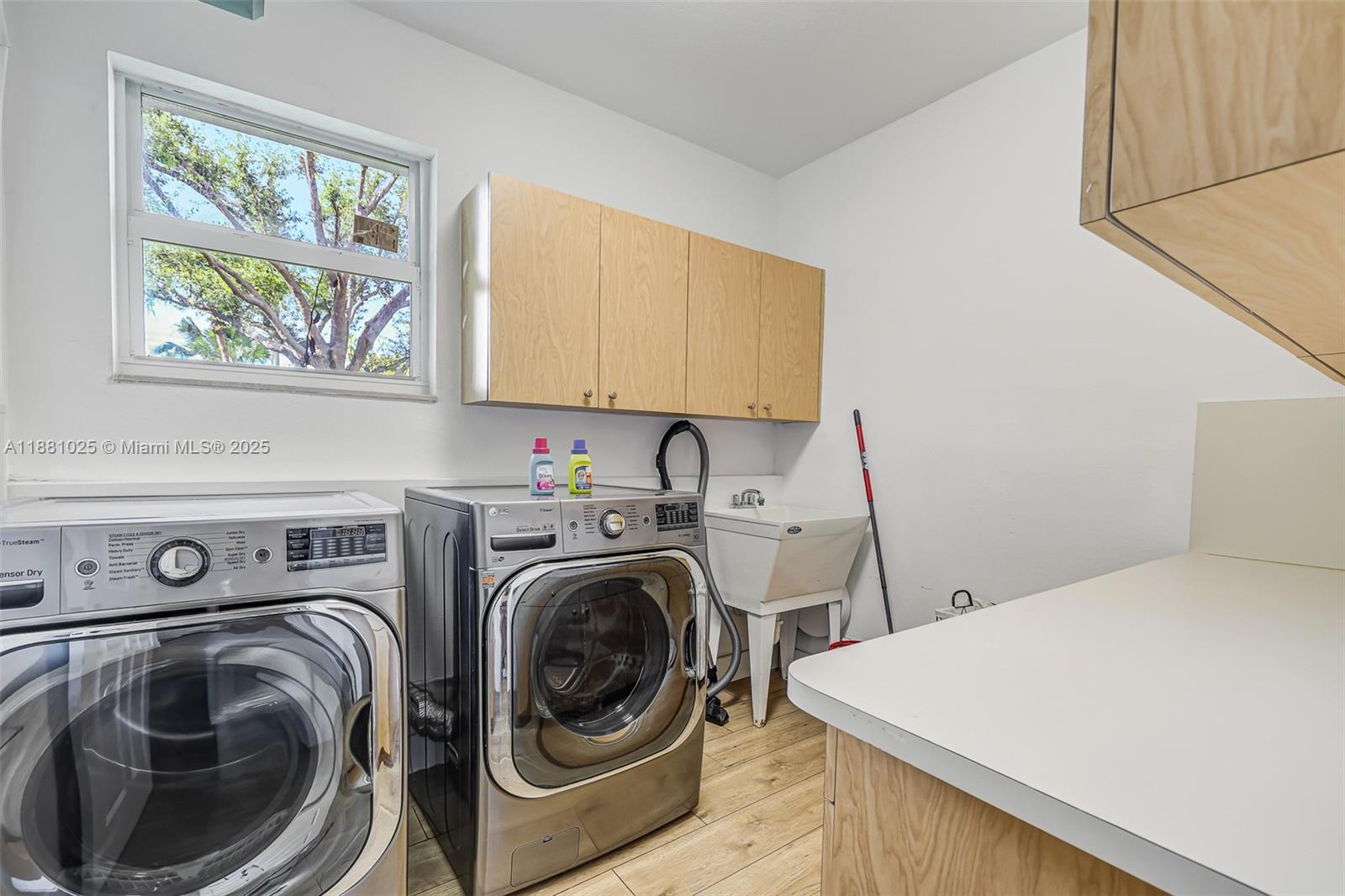 SO MIAMI GDN HEIGHTS - Residential