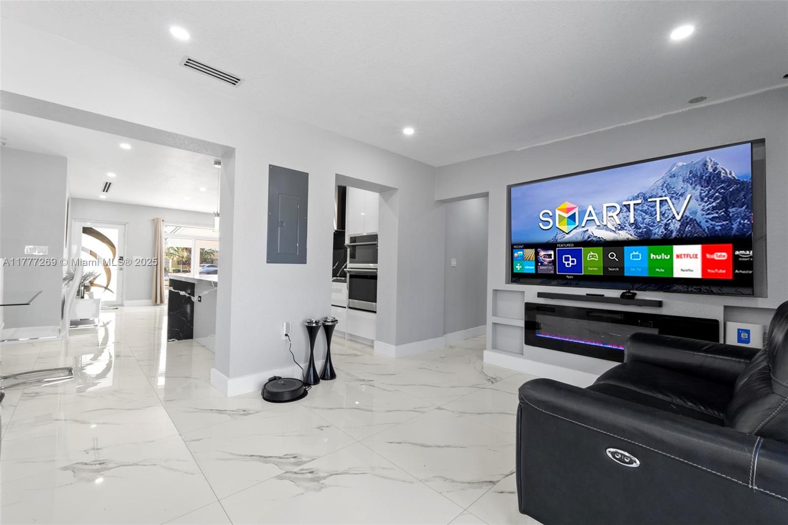 TROPICAL GARDENS ESTATES - Residential