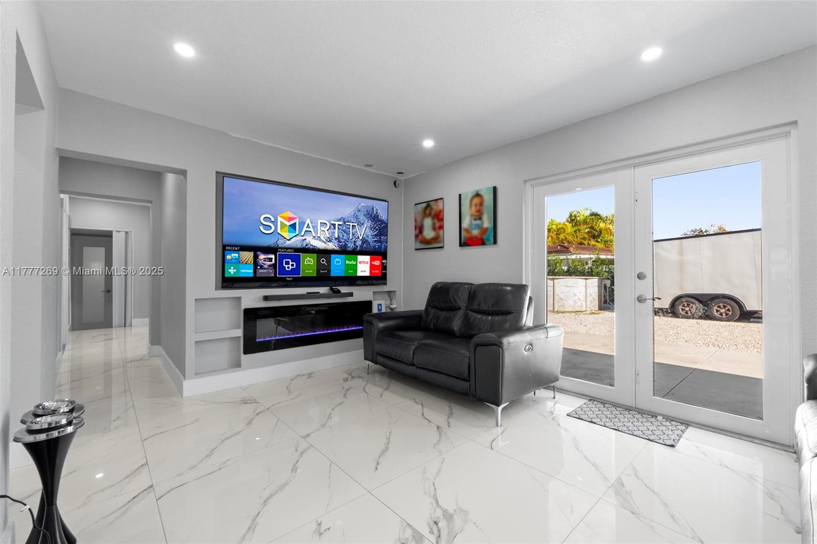 TROPICAL GARDENS ESTATES - Residential