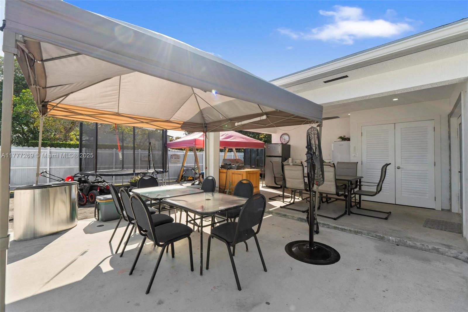 TROPICAL GARDENS ESTATES - Residential