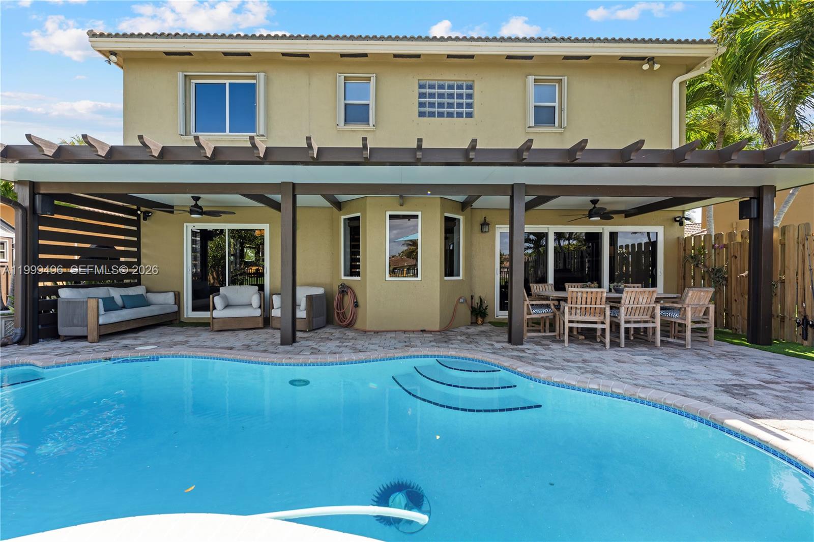 PELICAN BAY AT OLD CUTLER - Residential