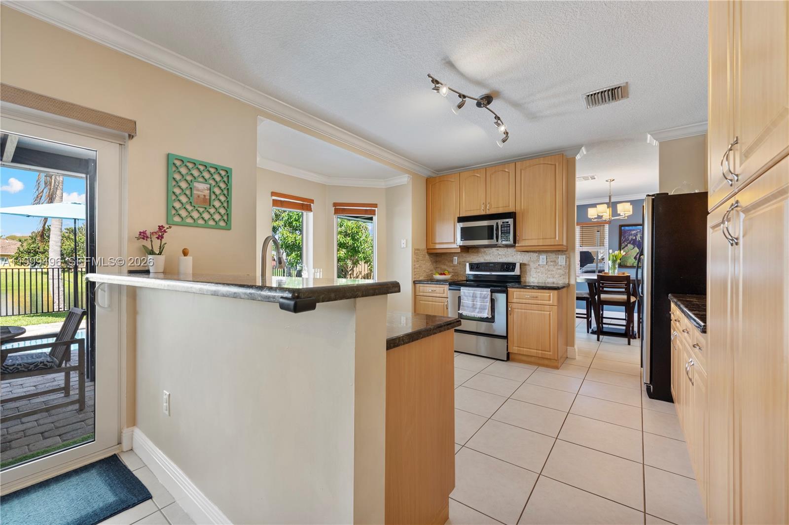 PELICAN BAY AT OLD CUTLER - Residential