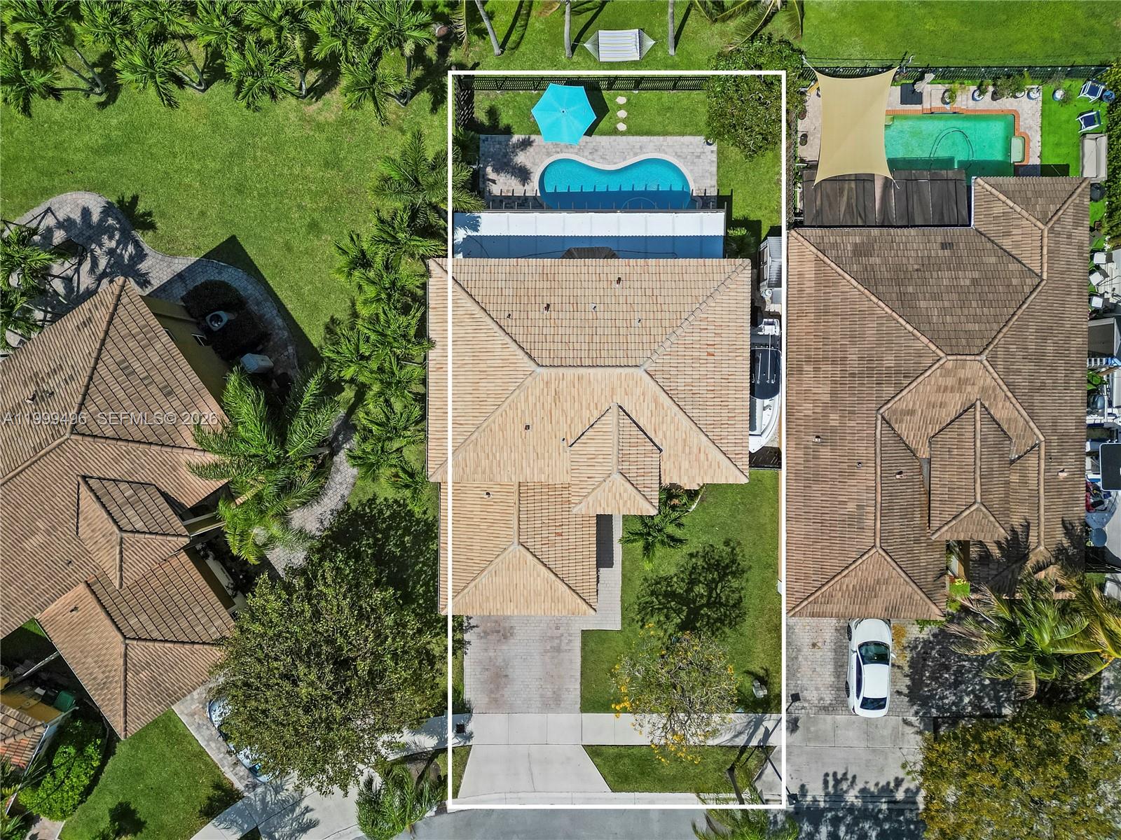 PELICAN BAY AT OLD CUTLER - Residential