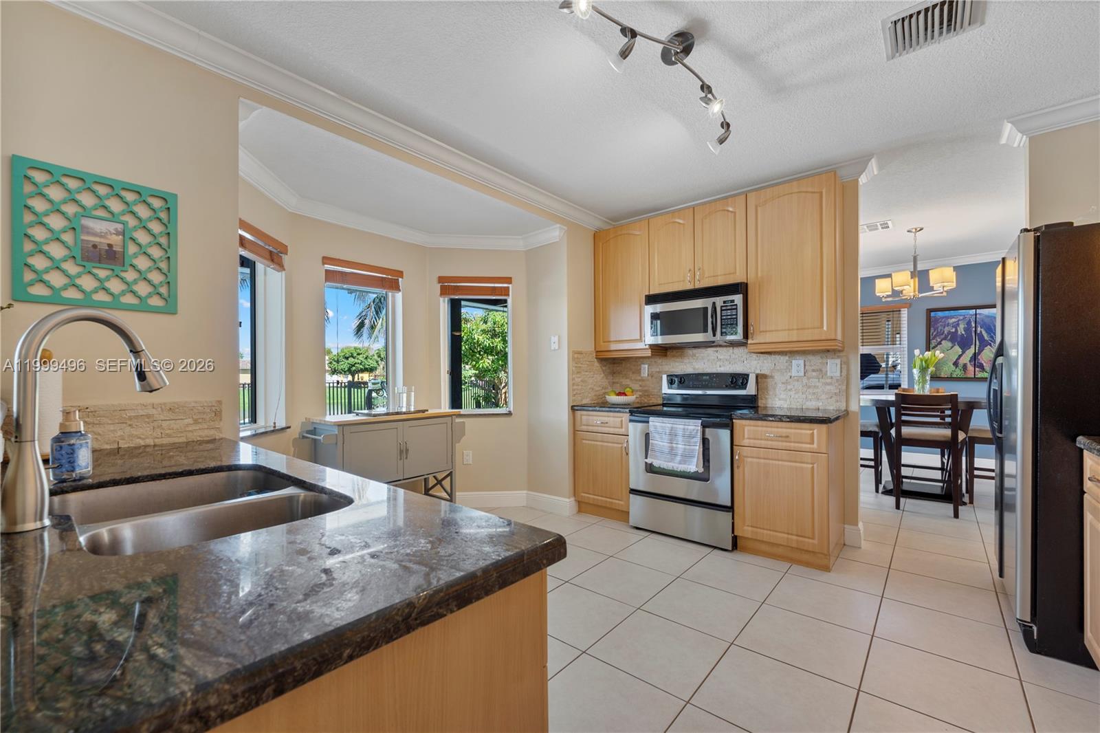 PELICAN BAY AT OLD CUTLER - Residential