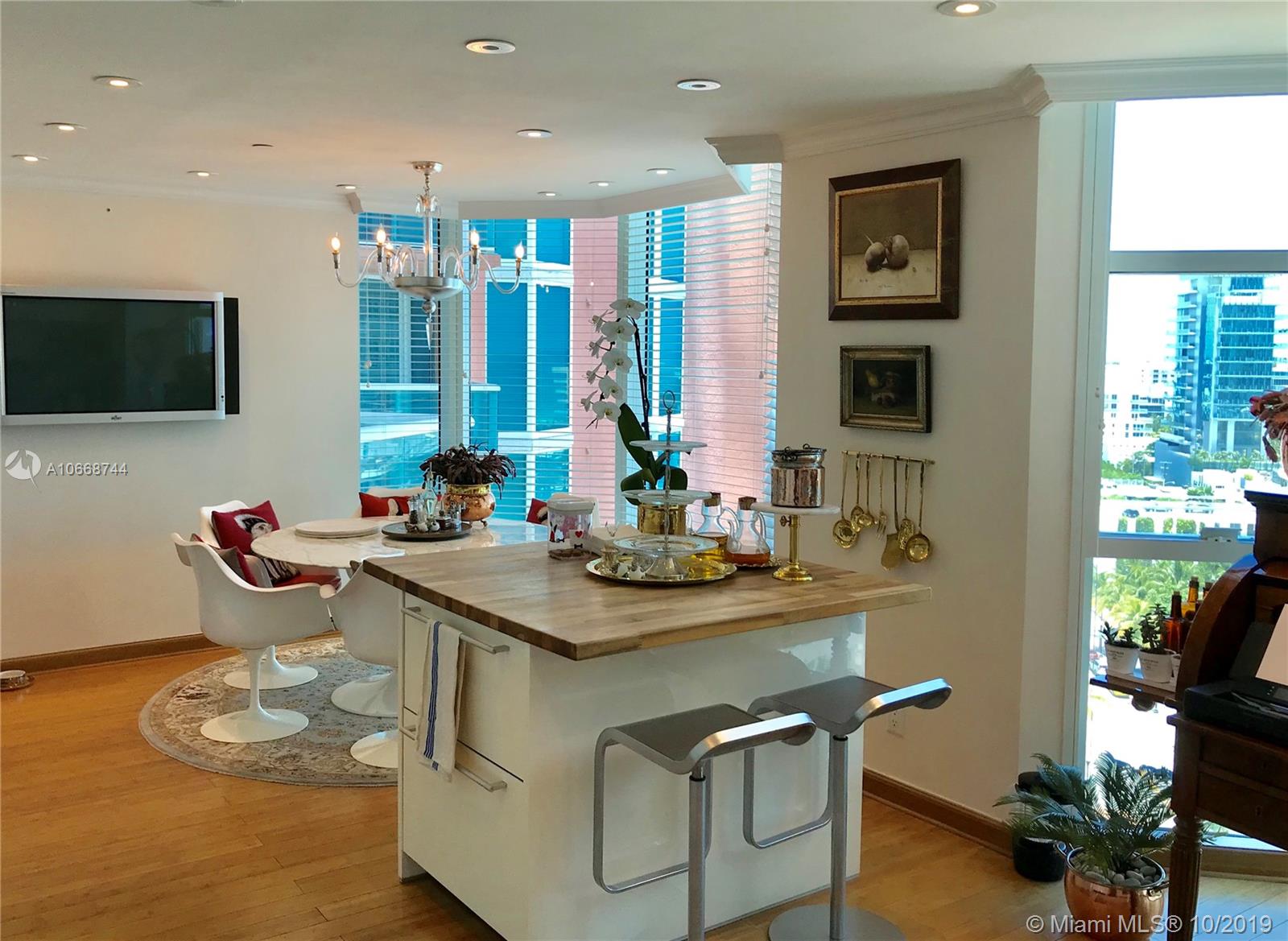 PORTOFINO TOWER CONDO - Residential