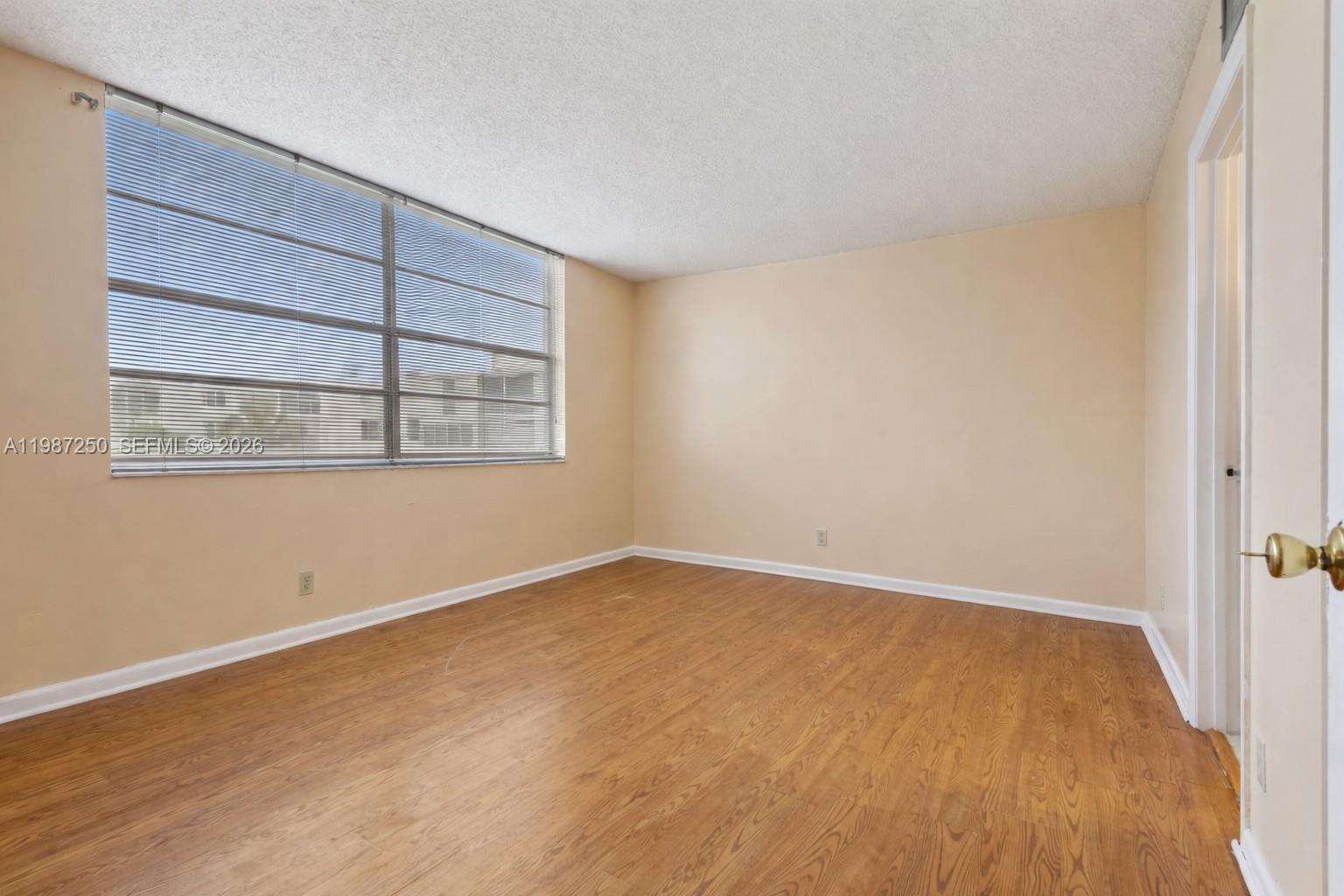 9 OF PALM SPRINGS 2 CONDO - Residential Lease