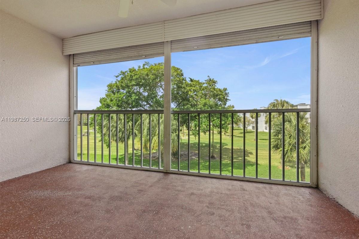 9 OF PALM SPRINGS 2 CONDO - Residential Lease