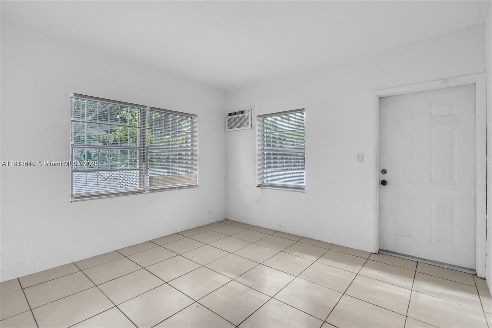 601 NW 90th St 8