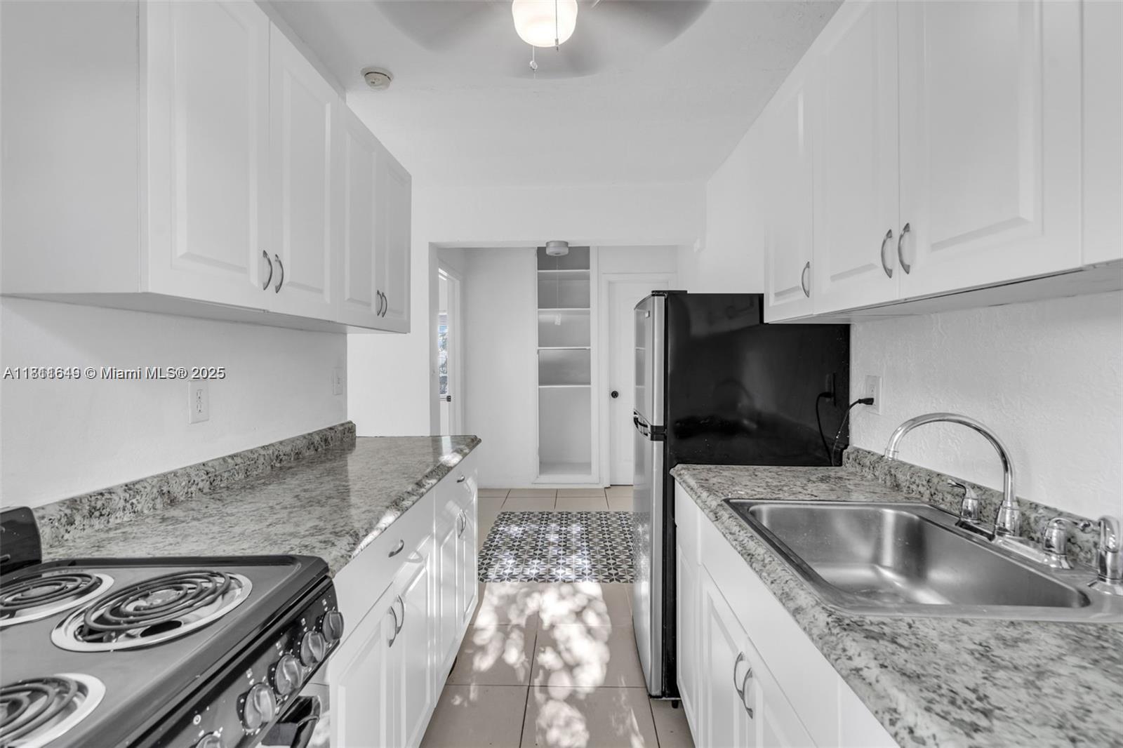 Rental Property at 601 Nw 90th St 8, El Portal, Miami-Dade County, Florida - Bedrooms: 1 
Bathrooms: 1  - $1,700 MO.