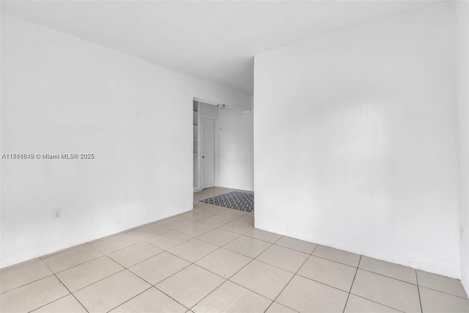 601 NW 90th St 8