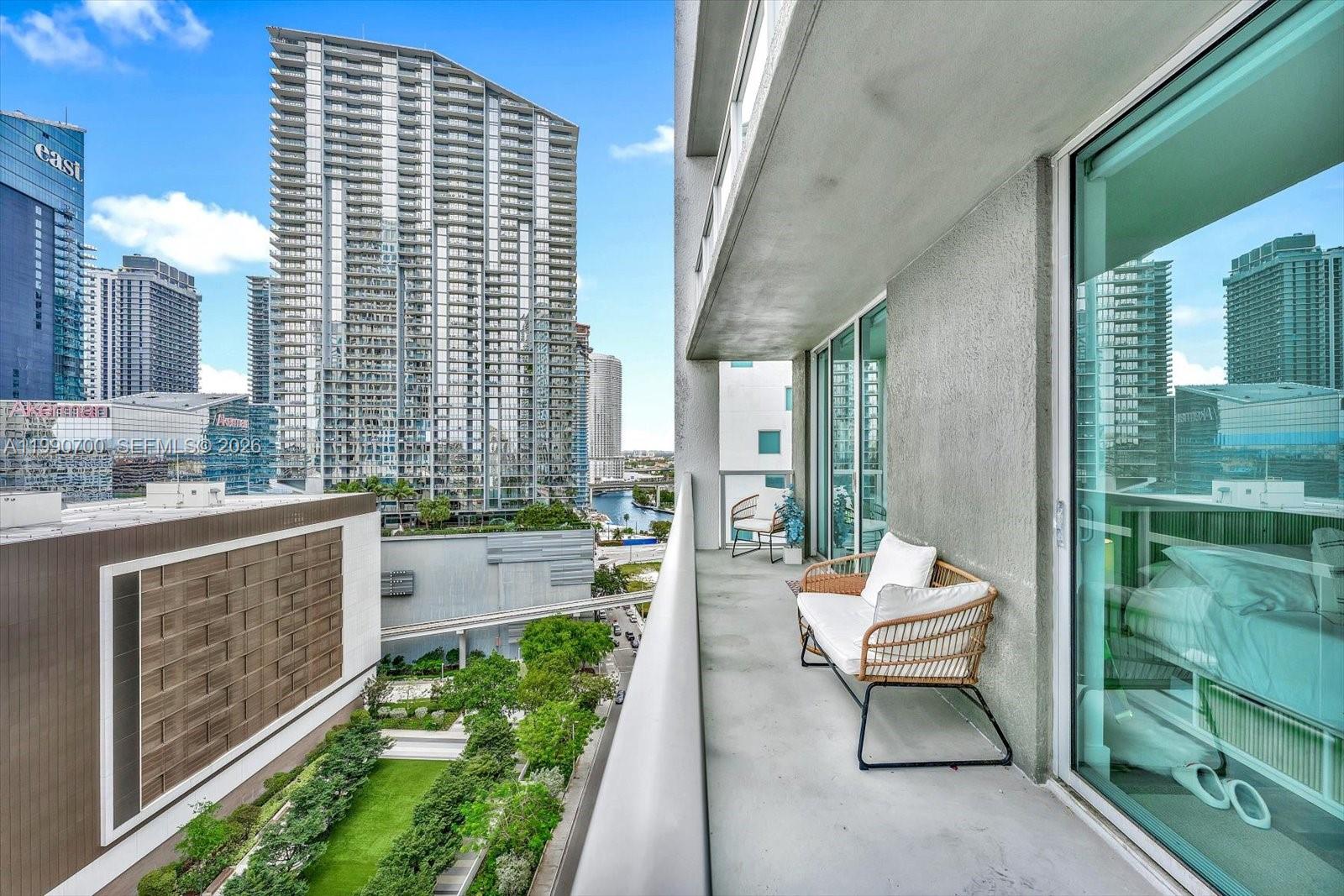 500 BRICKELL EAST CONDO - Residential