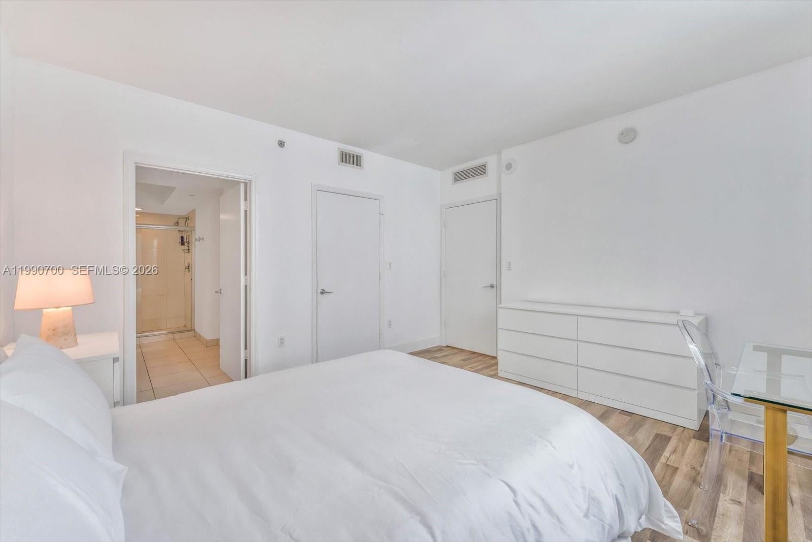 500 BRICKELL EAST CONDO - Residential