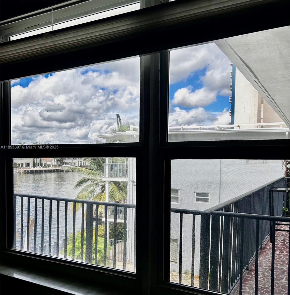 WATERWAY @ HOLLYWOOD BEAC - Residential Lease