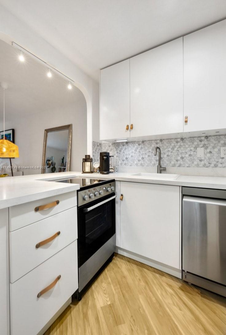 TRITON TOWER CONDO - Residential