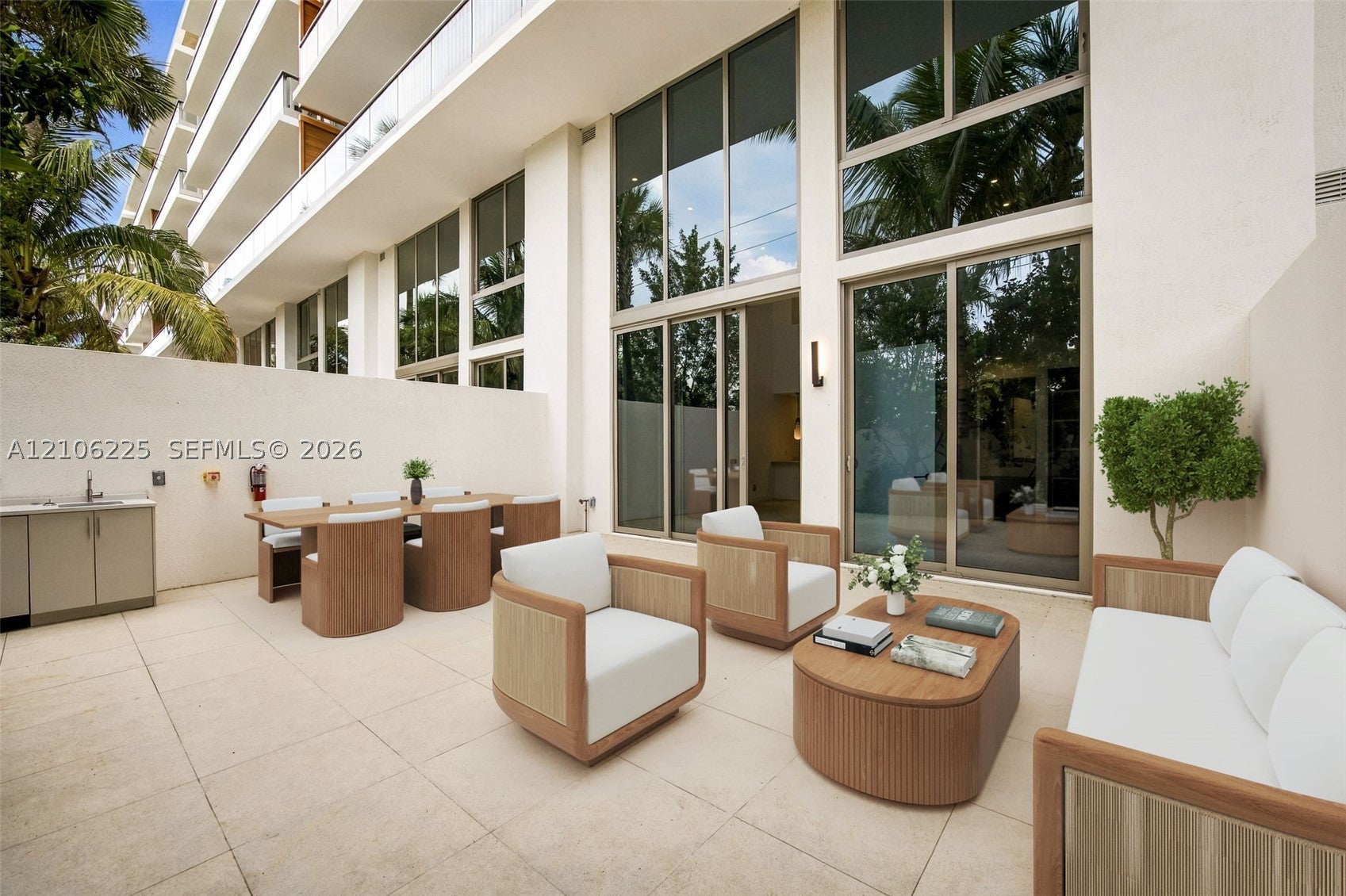 2200 Brickell Avenue GV14