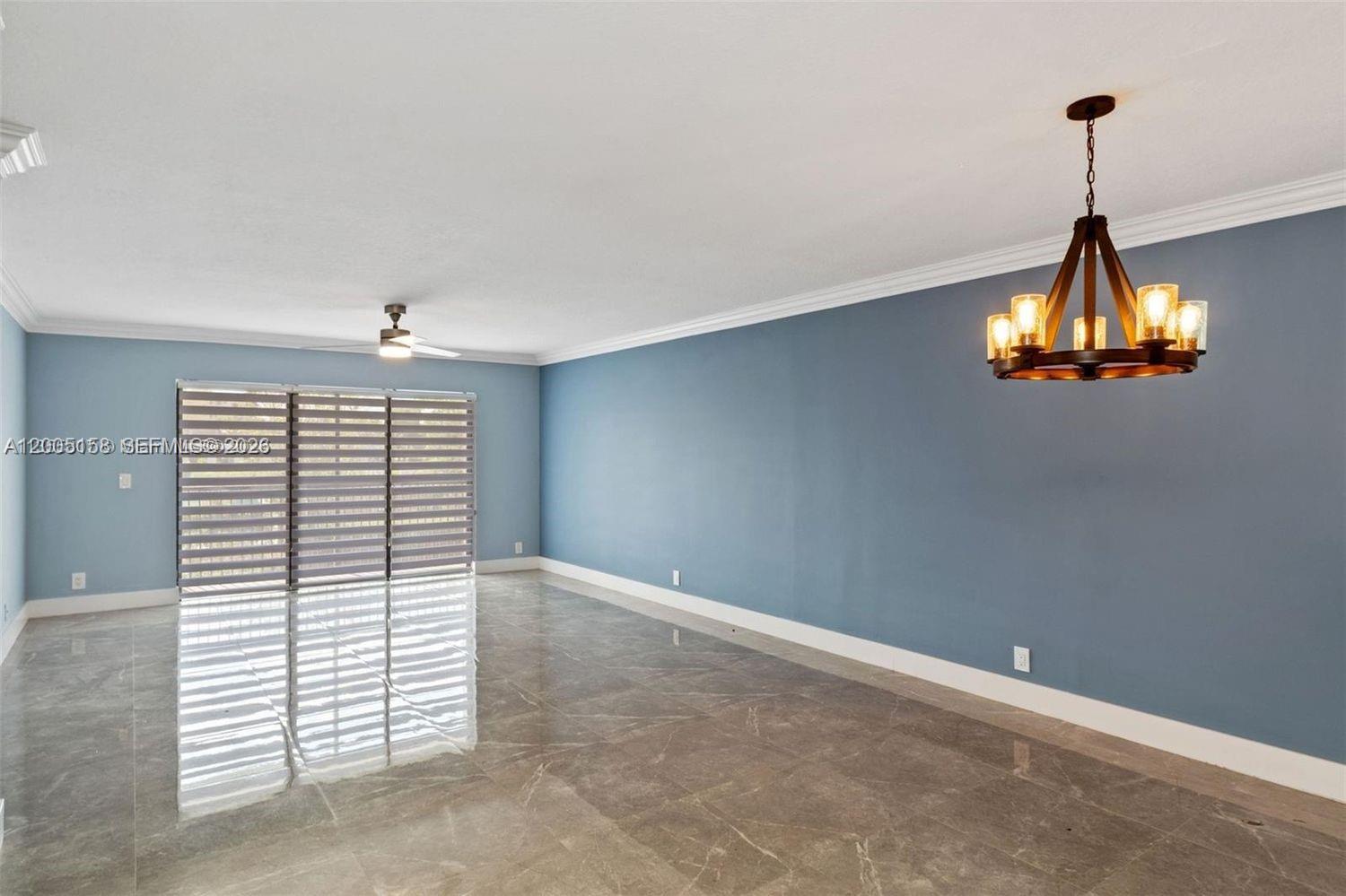 390 Racquet Club Rd 202