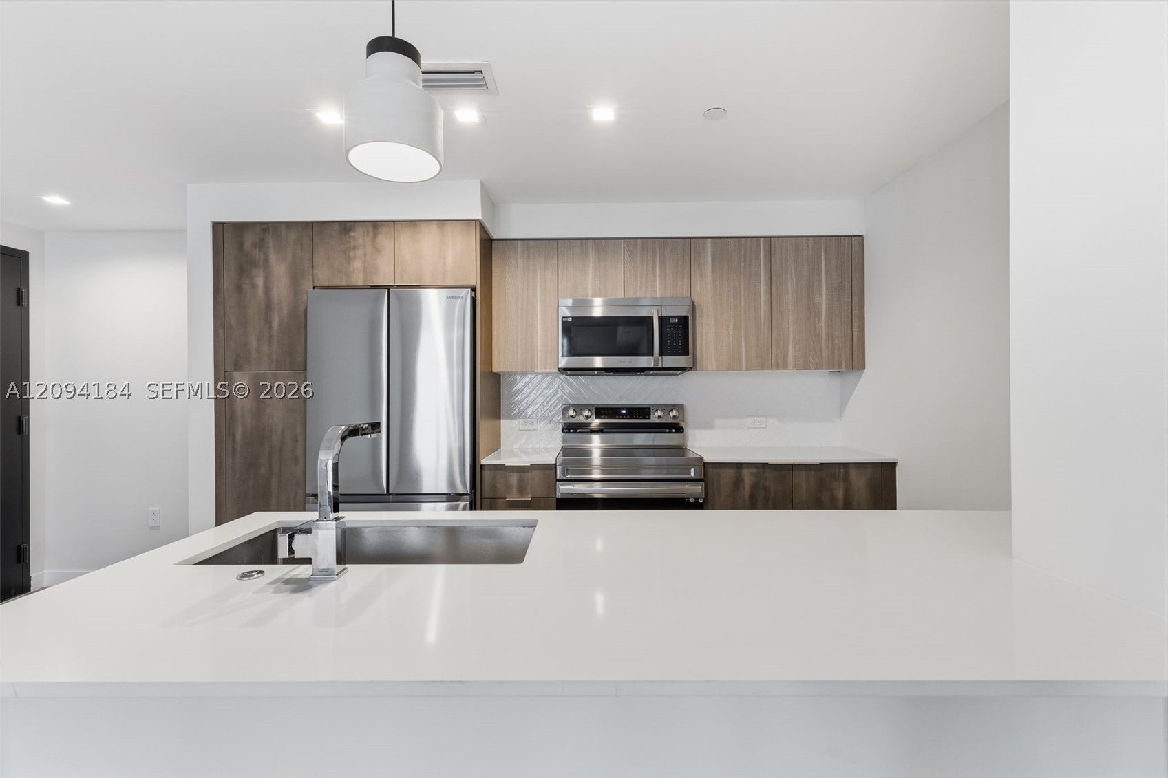 697 N Miami Ave 1810