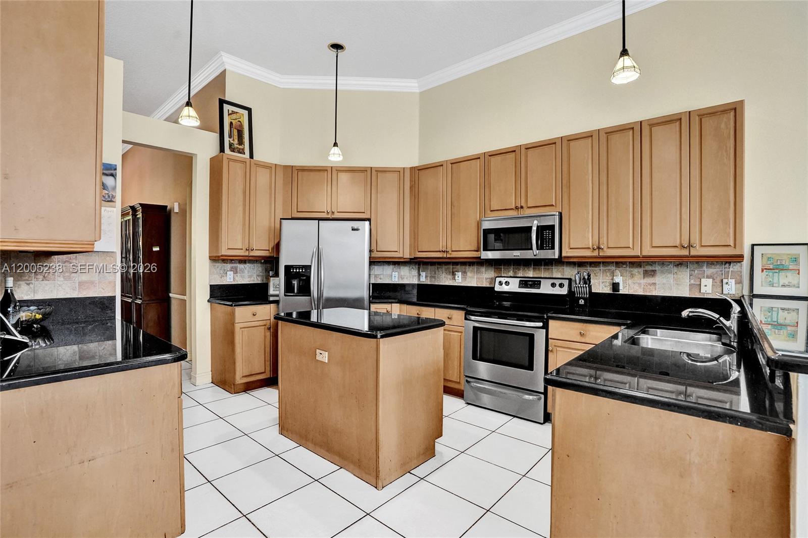 CHELSEA AT KENSINGTON - Residential