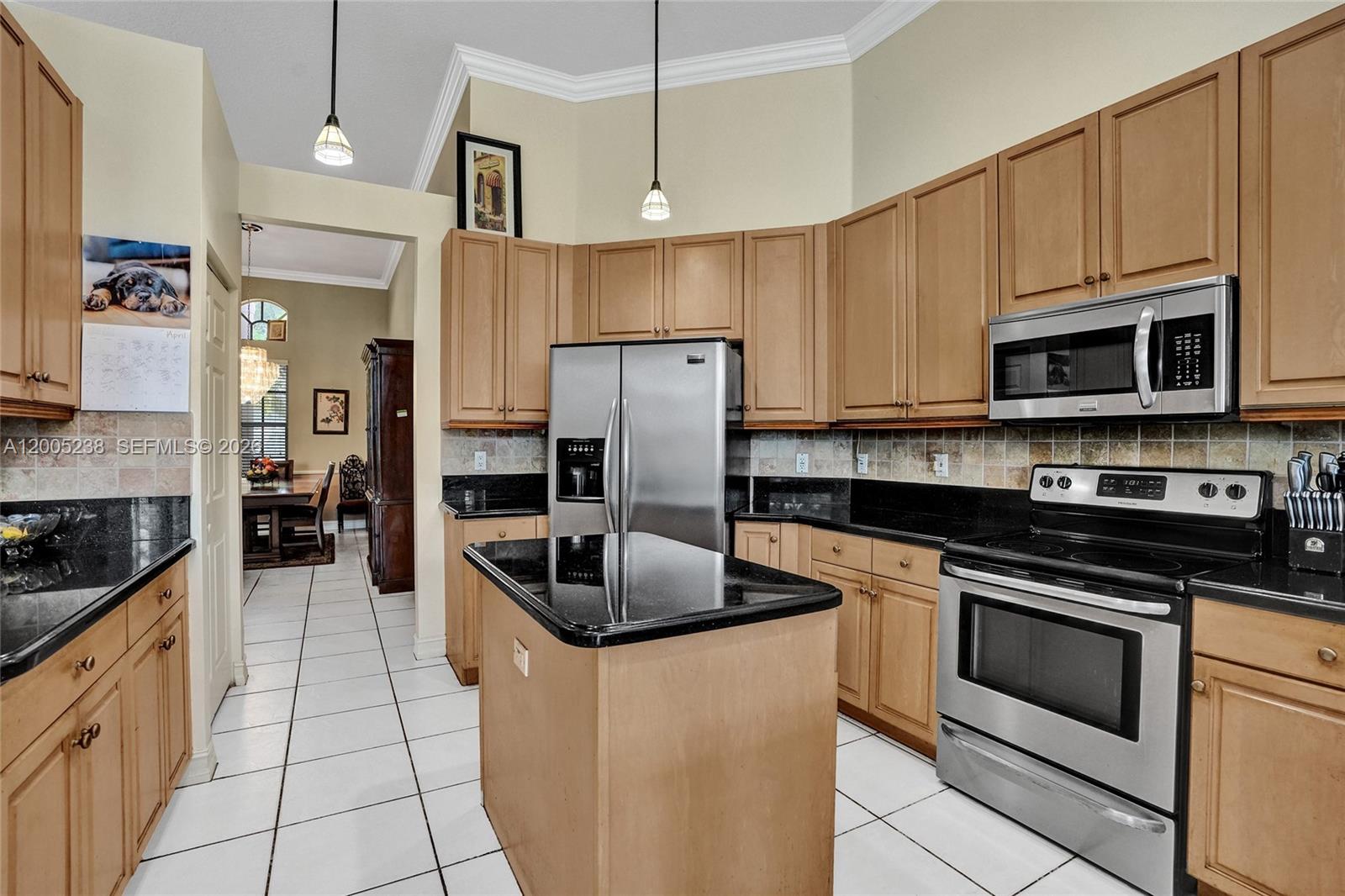 CHELSEA AT KENSINGTON - Residential