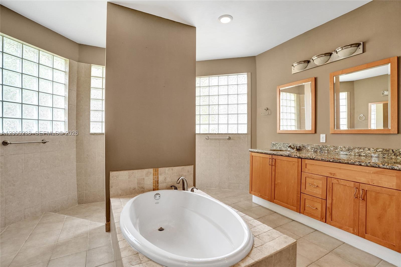 CHELSEA AT KENSINGTON - Residential