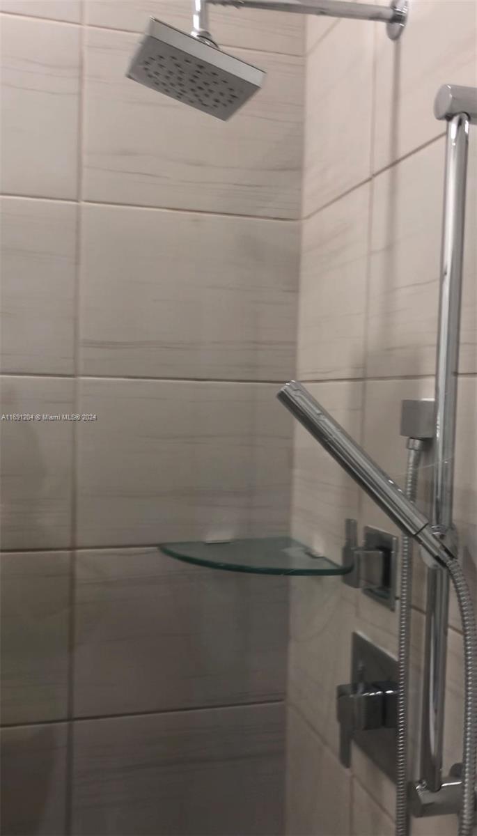 GRAND BAY SOUTH TOWNHOMES - Residential