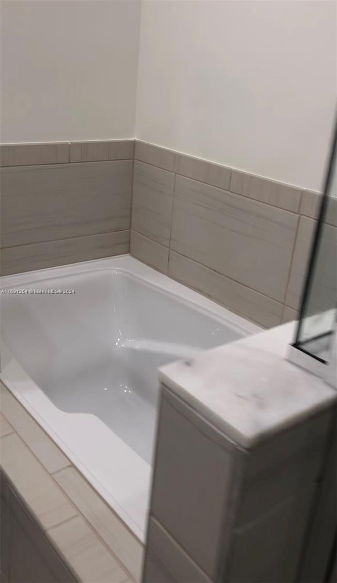 GRAND BAY SOUTH TOWNHOMES - Residential