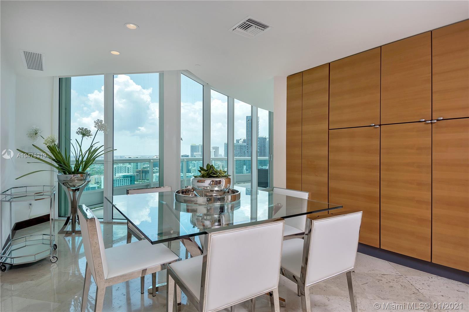 SANTA MARIA CONDO - Residential