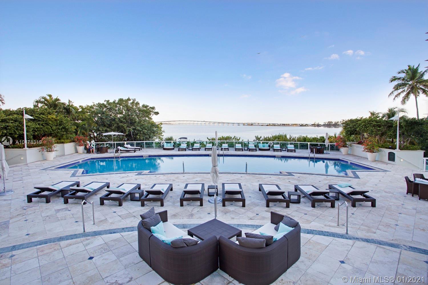 SANTA MARIA CONDO - Residential