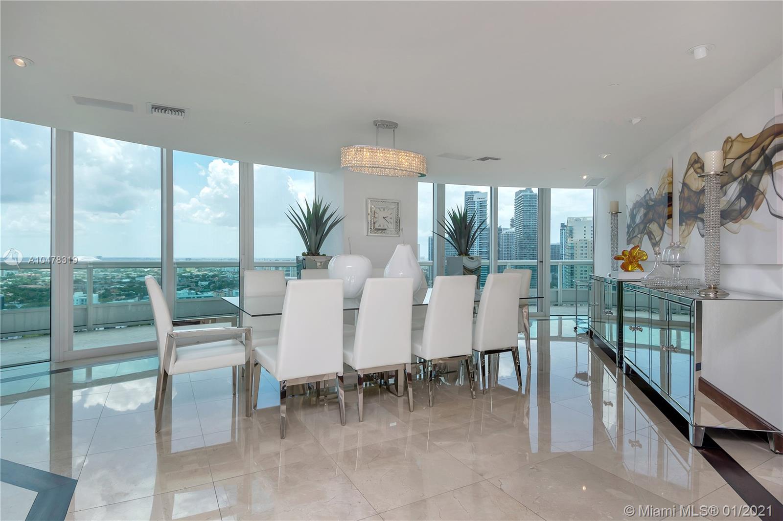 SANTA MARIA CONDO - Residential