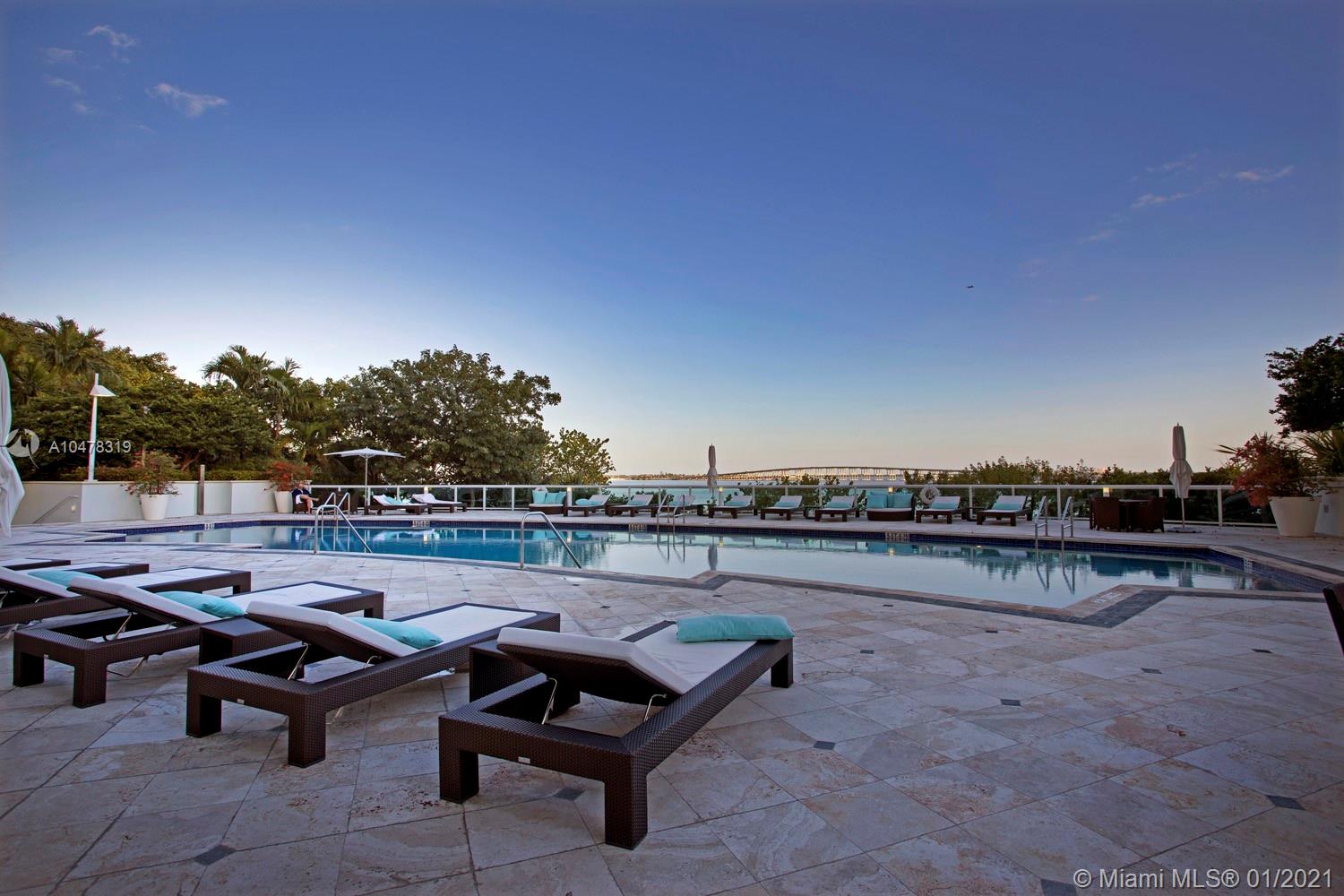 SANTA MARIA CONDO - Residential