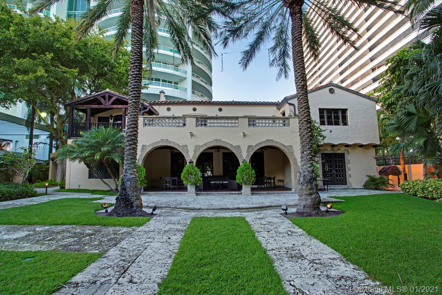 SANTA MARIA CONDO - Residential