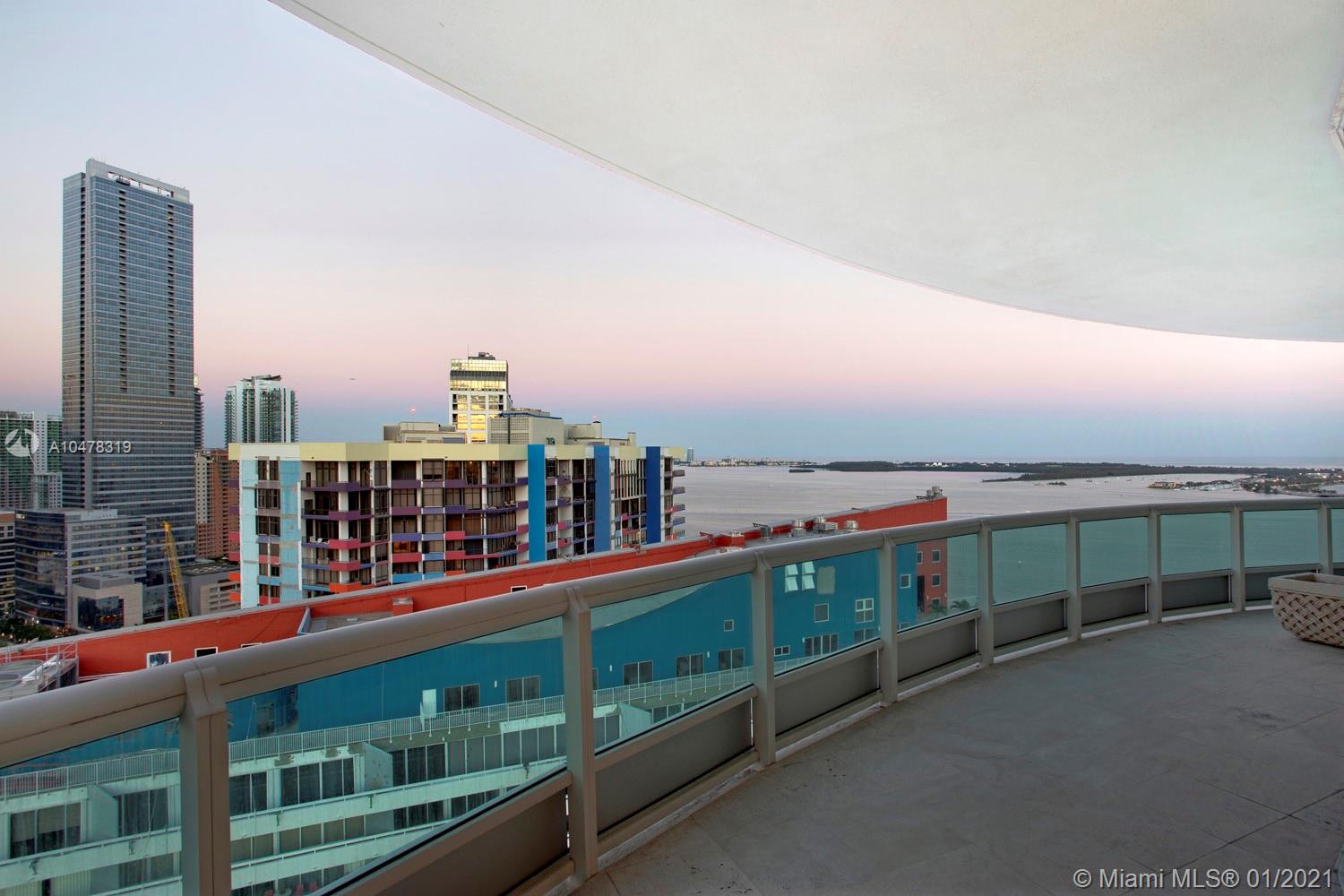 SANTA MARIA CONDO - Residential