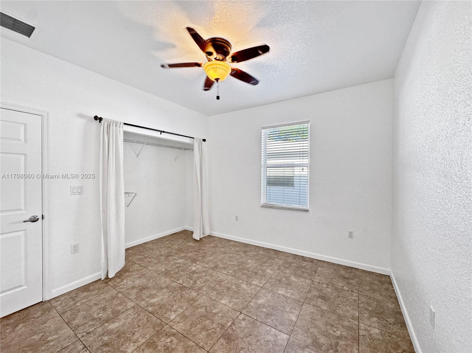 DANIA HEIGHTS - Residential