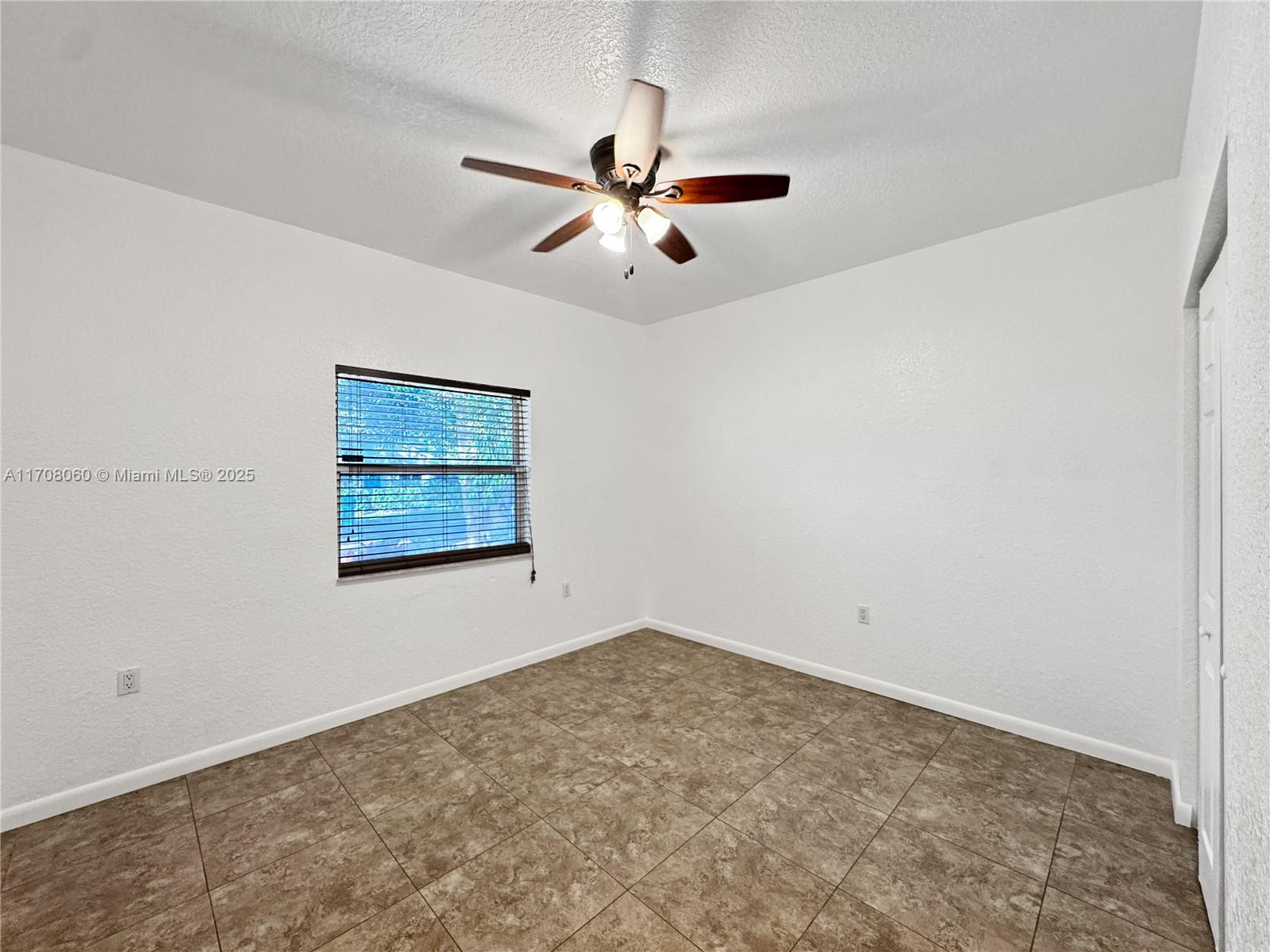 DANIA HEIGHTS - Residential
