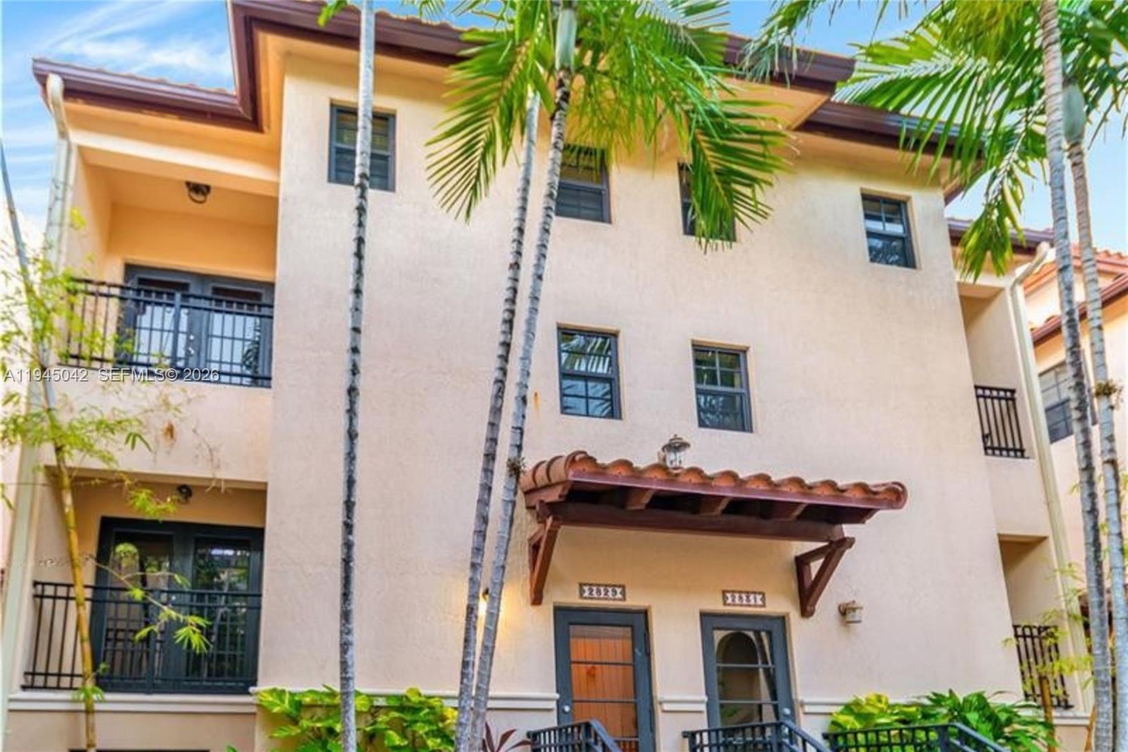 2829 Coconut Ave 2829