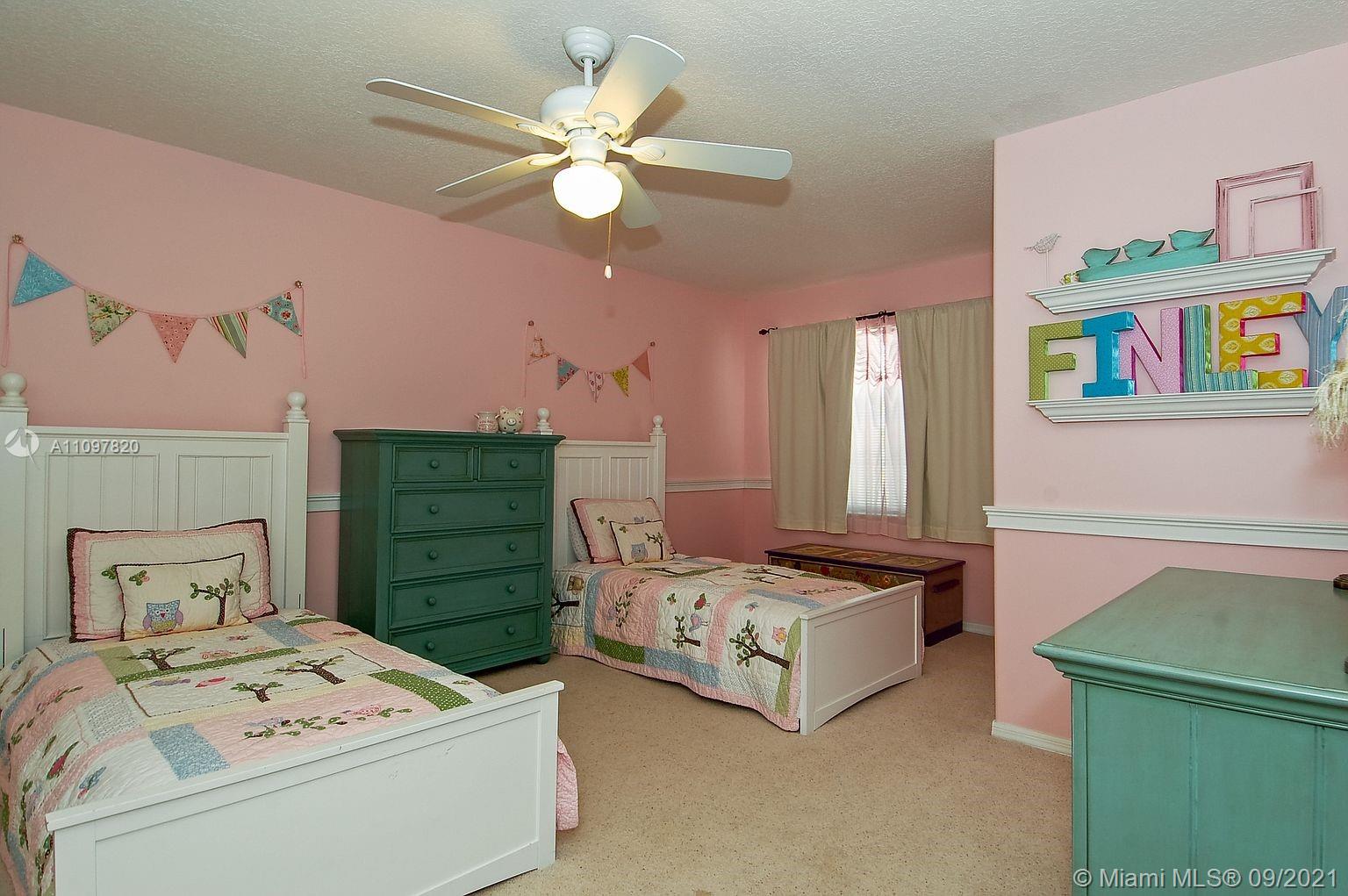 CORAL PALM VILLAGE - Residential