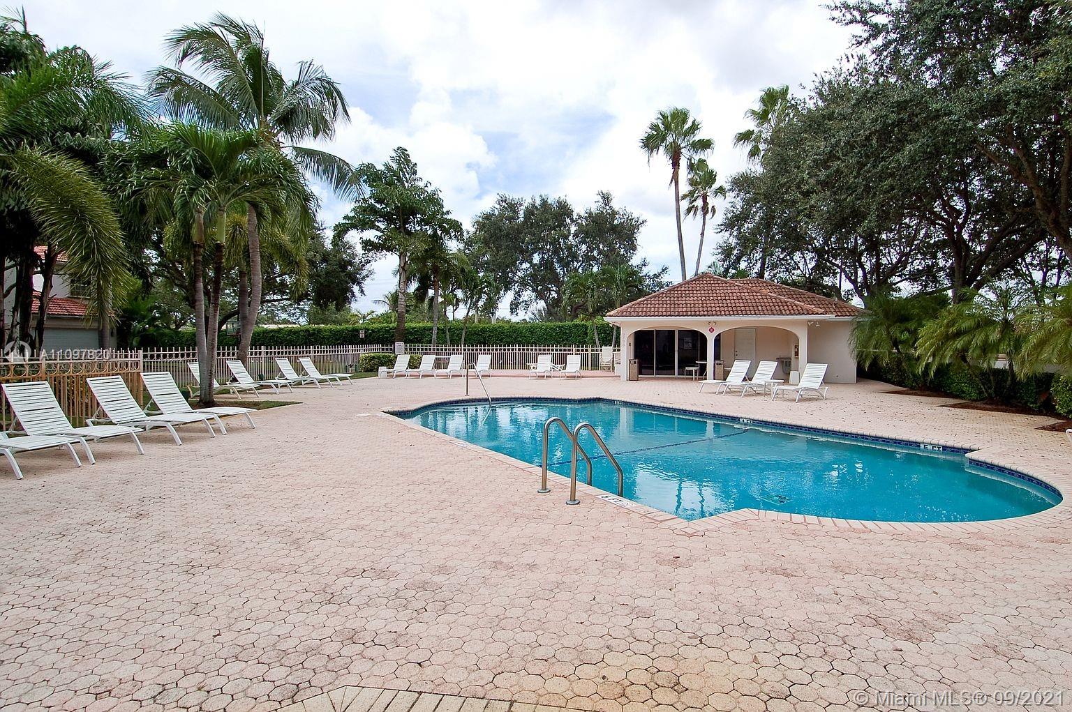 CORAL PALM VILLAGE - Residential