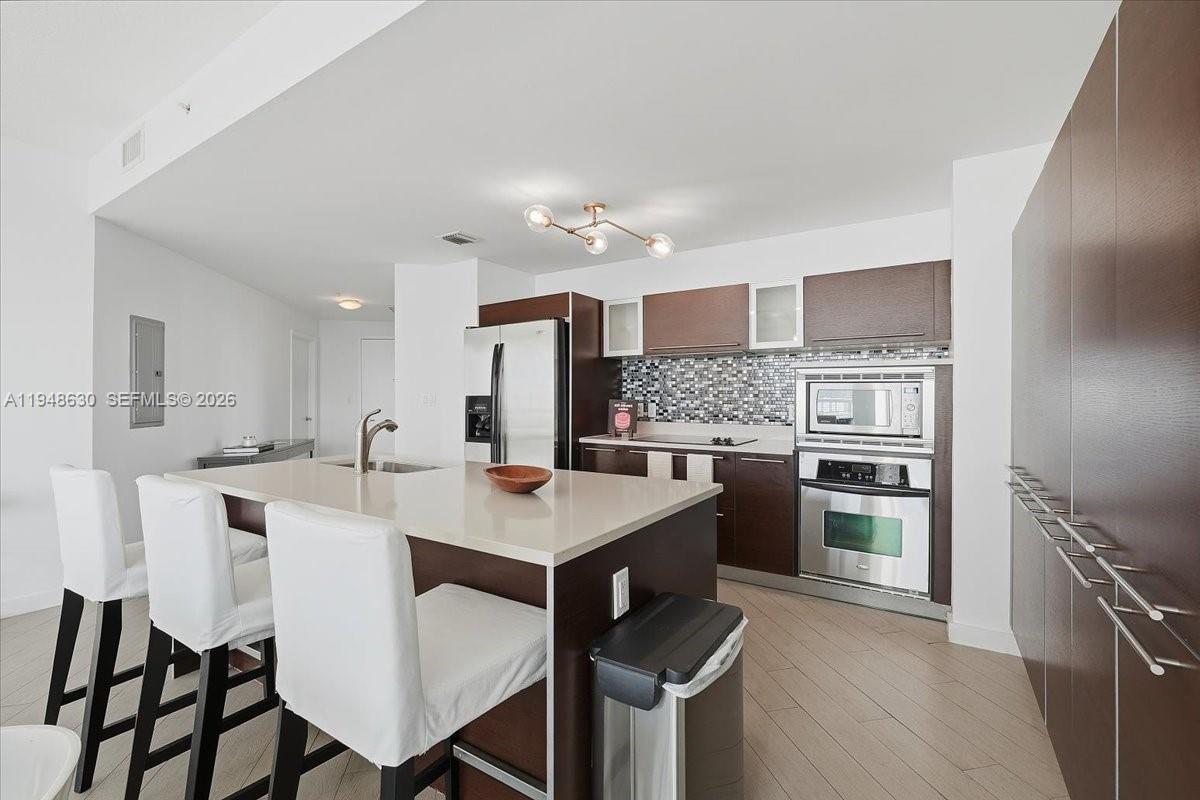 QUANTUM ON THE BAY CONDO - Residential