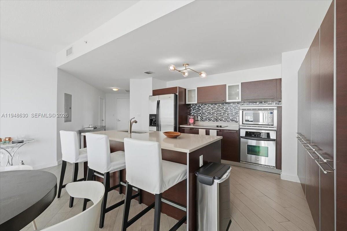 QUANTUM ON THE BAY CONDO - Residential