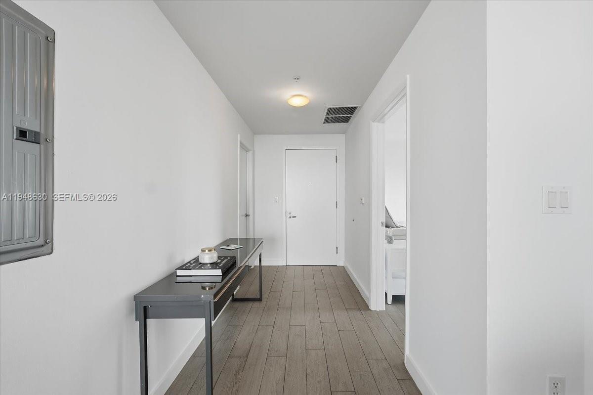 QUANTUM ON THE BAY CONDO - Residential