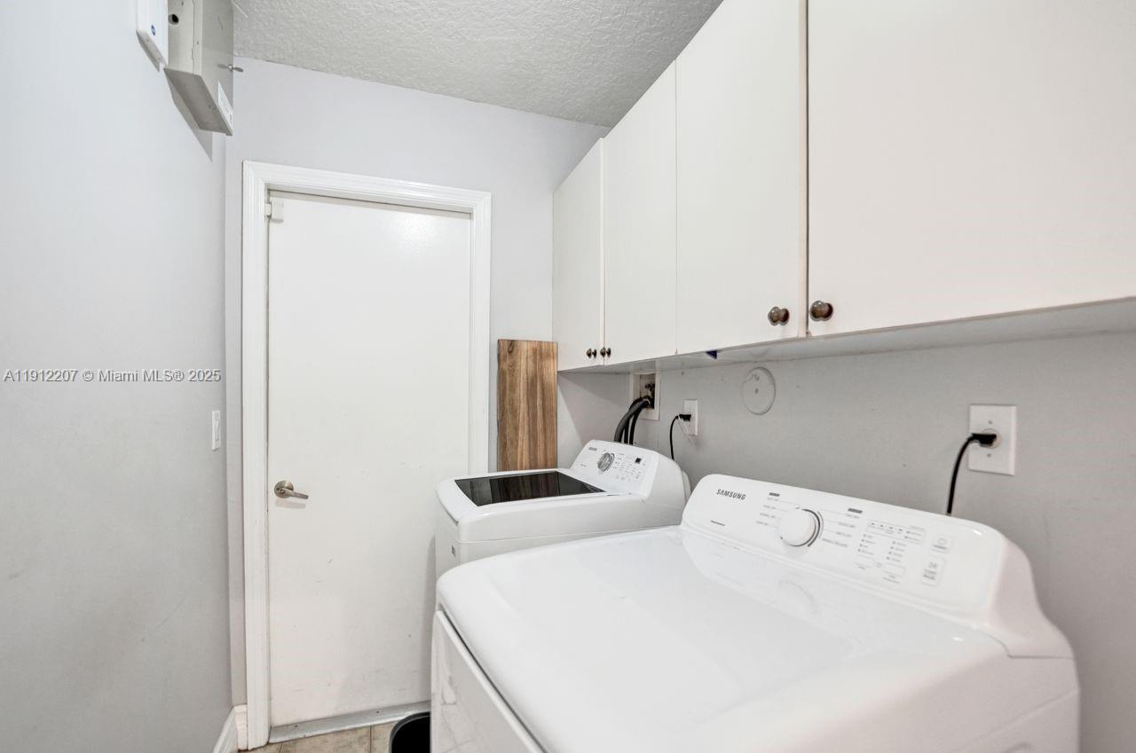 SAWGRASS PRESERVE - Residential