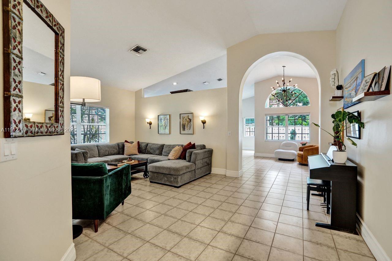 SAWGRASS PRESERVE - Residential