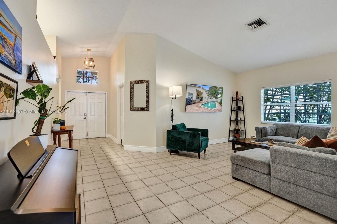 SAWGRASS PRESERVE - Residential