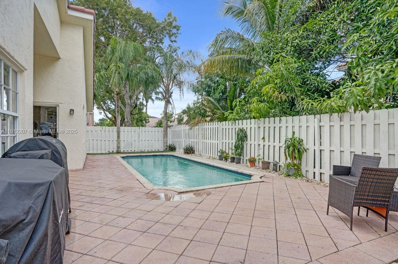 SAWGRASS PRESERVE - Residential